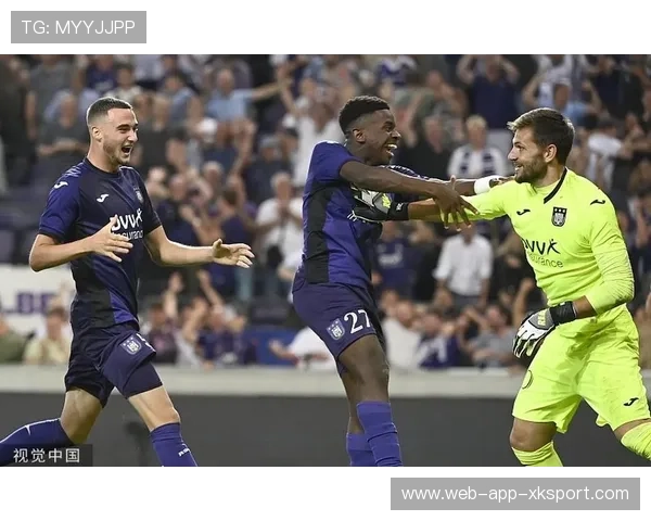 安德莱赫特利用中路推进打造稳定攻势的战术解析